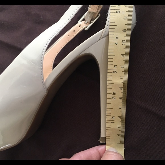 Guess Nude heels - Picture 5 of 5